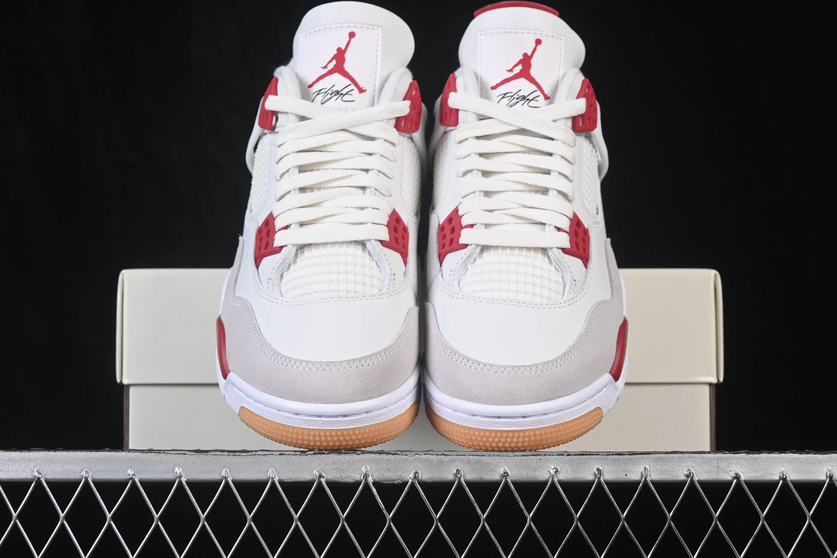 All categories Air Jordan Jordan series basketball shoes Air Jordan 4 LJR version Nike SB x Air Jordan 4 OG "Varsity Red" AJ4 Joe 4 University Red DR5415-106